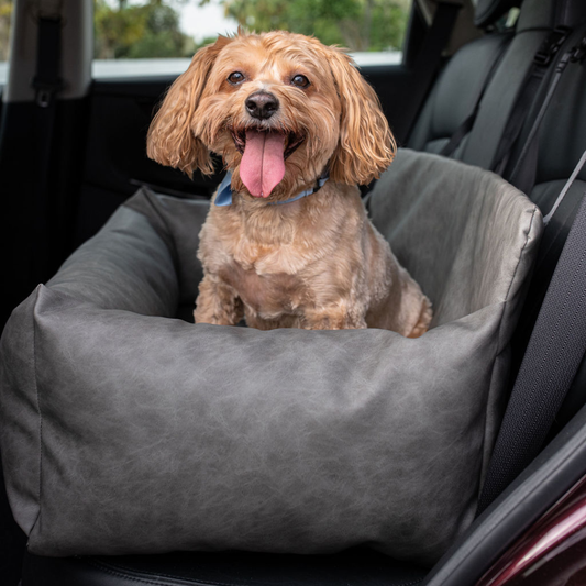 Lit pour chien de voiture en mousse à mémoire de forme PupProtector™ en cuir vegan effet frais au toucher - Gris ardoise