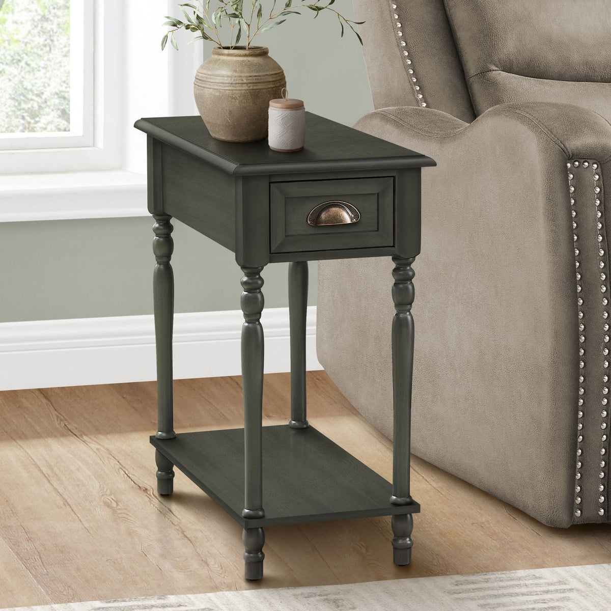 Tavolino d'appoggio, 2 ripiani, cassetto portaoggetti, elegante design tradizionale