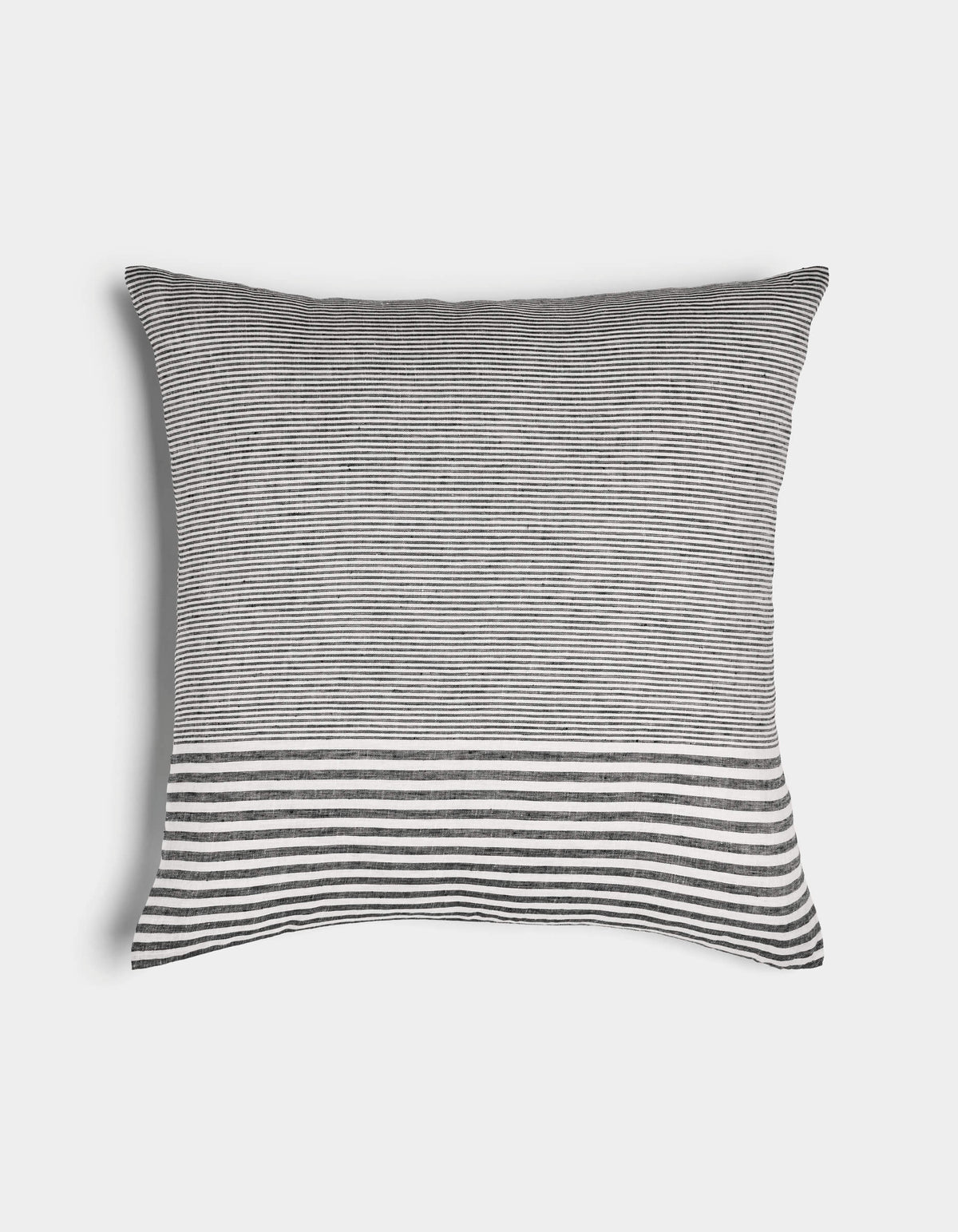 Cuscino decorativo in lino a righe