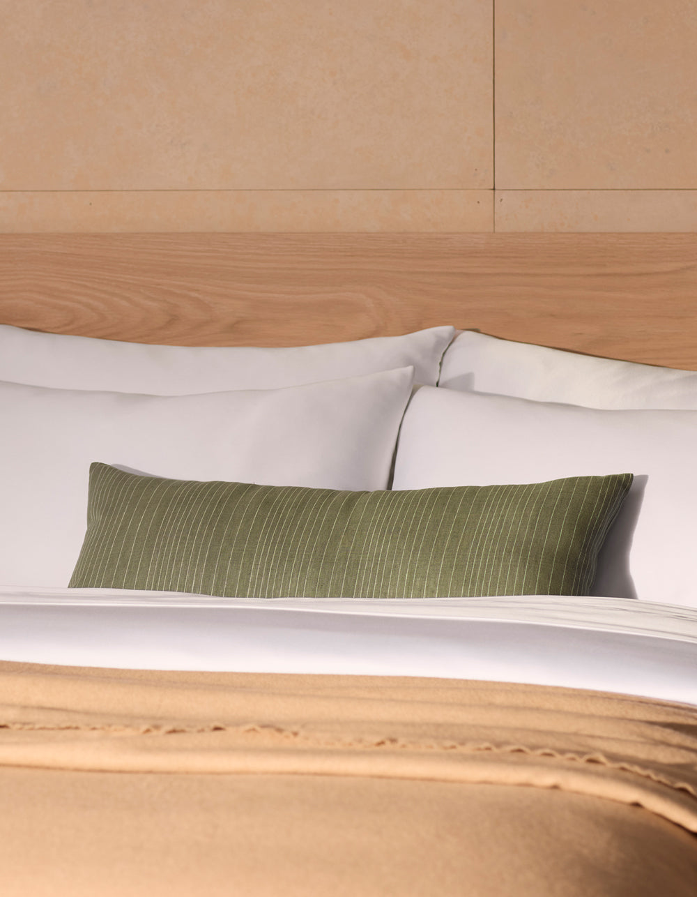 Cuscino decorativo in lino a righe