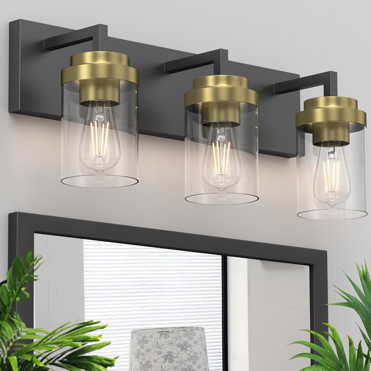 Lampada da specchio con paralume in vetro trasparente
