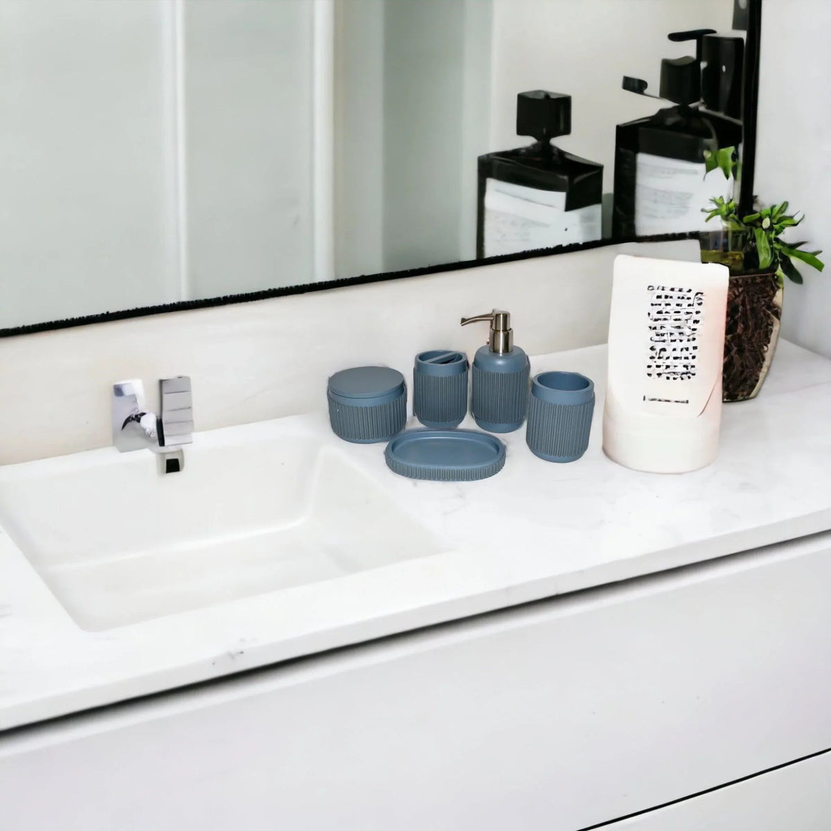 Set bagno 5 pezzi - Design a coste grigio
