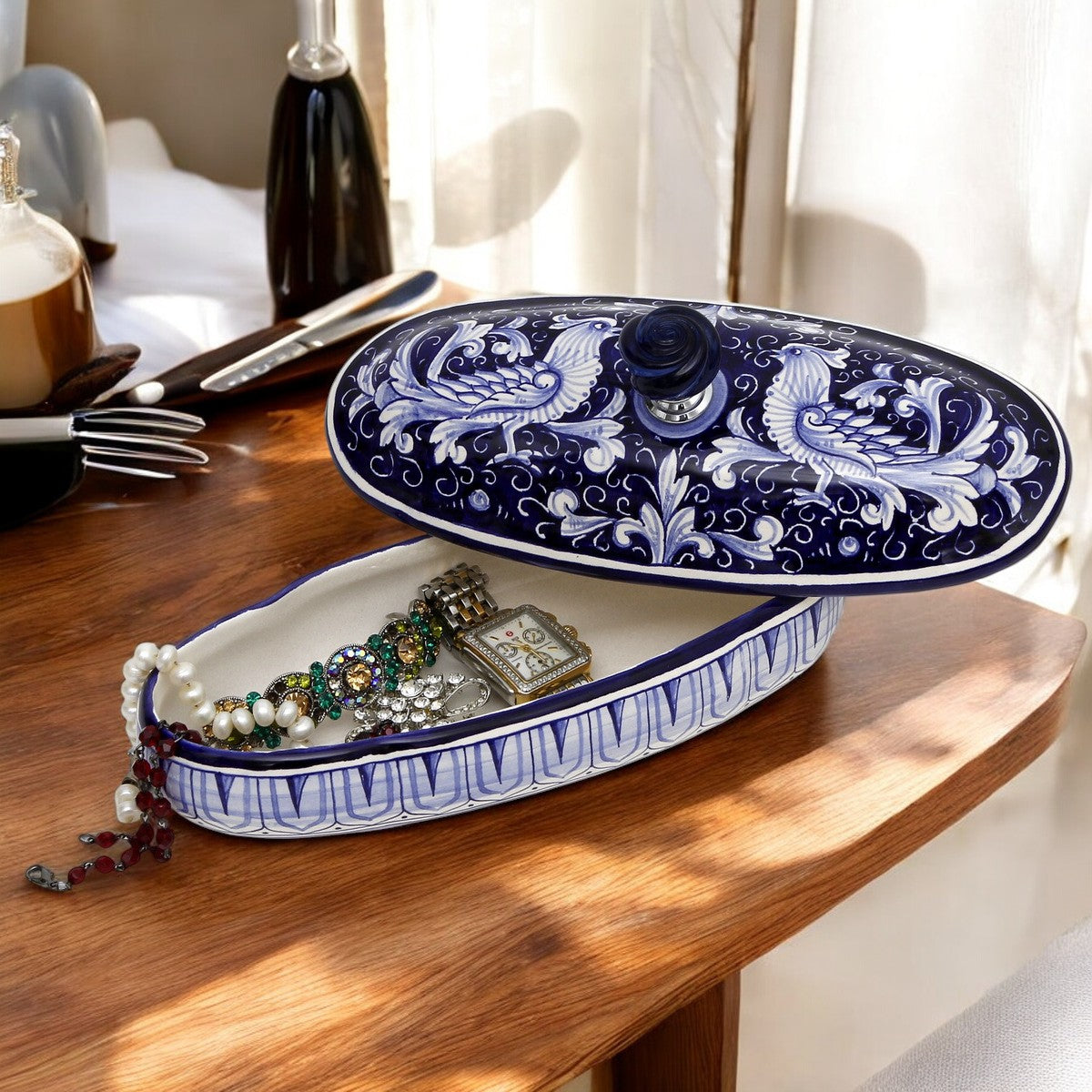 BOÎTE À BIJOUX : Boîte souvenir ovale authentique de Deruta avec bouton en Murano - Motif DERUTA FONDO BLU