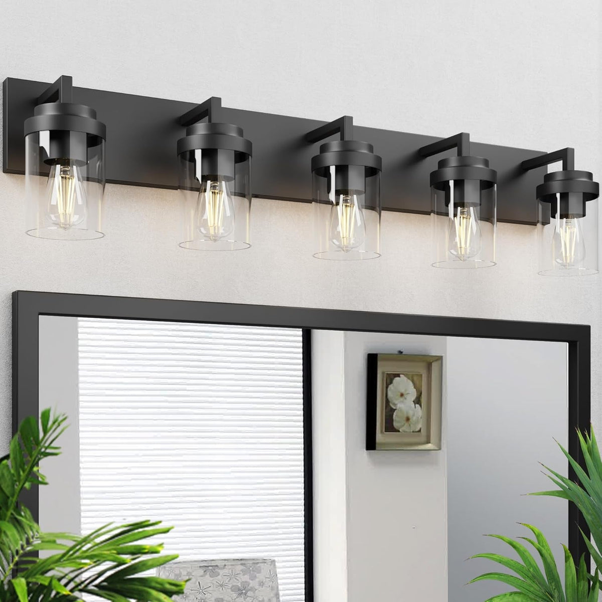 Lampada da specchio con paralume in vetro trasparente