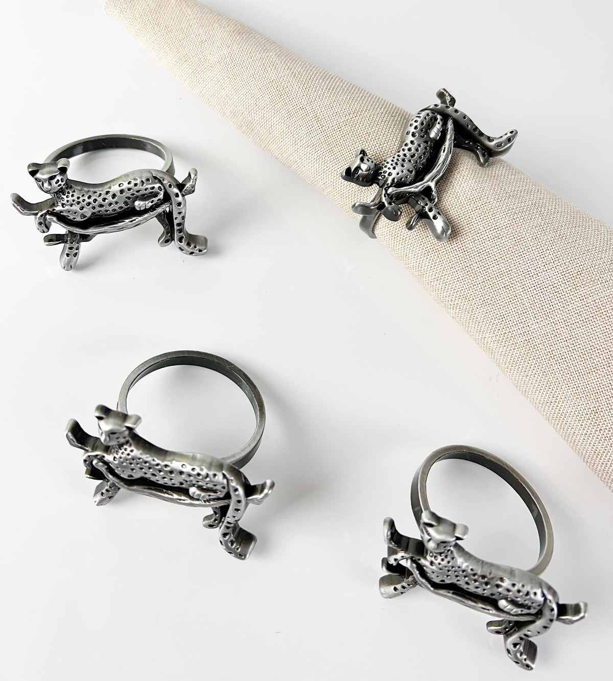 Fennco Styles Leopard Metal Napkin Rings, Set of 4 – Bronze Animal Napkin Holders for Home Décor, Dining Table, Family Gathering, Themed Party, Banquet and Special Occasion