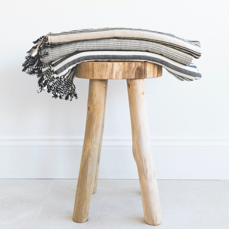 Tabouret en teck massif, table d'appoint en bois