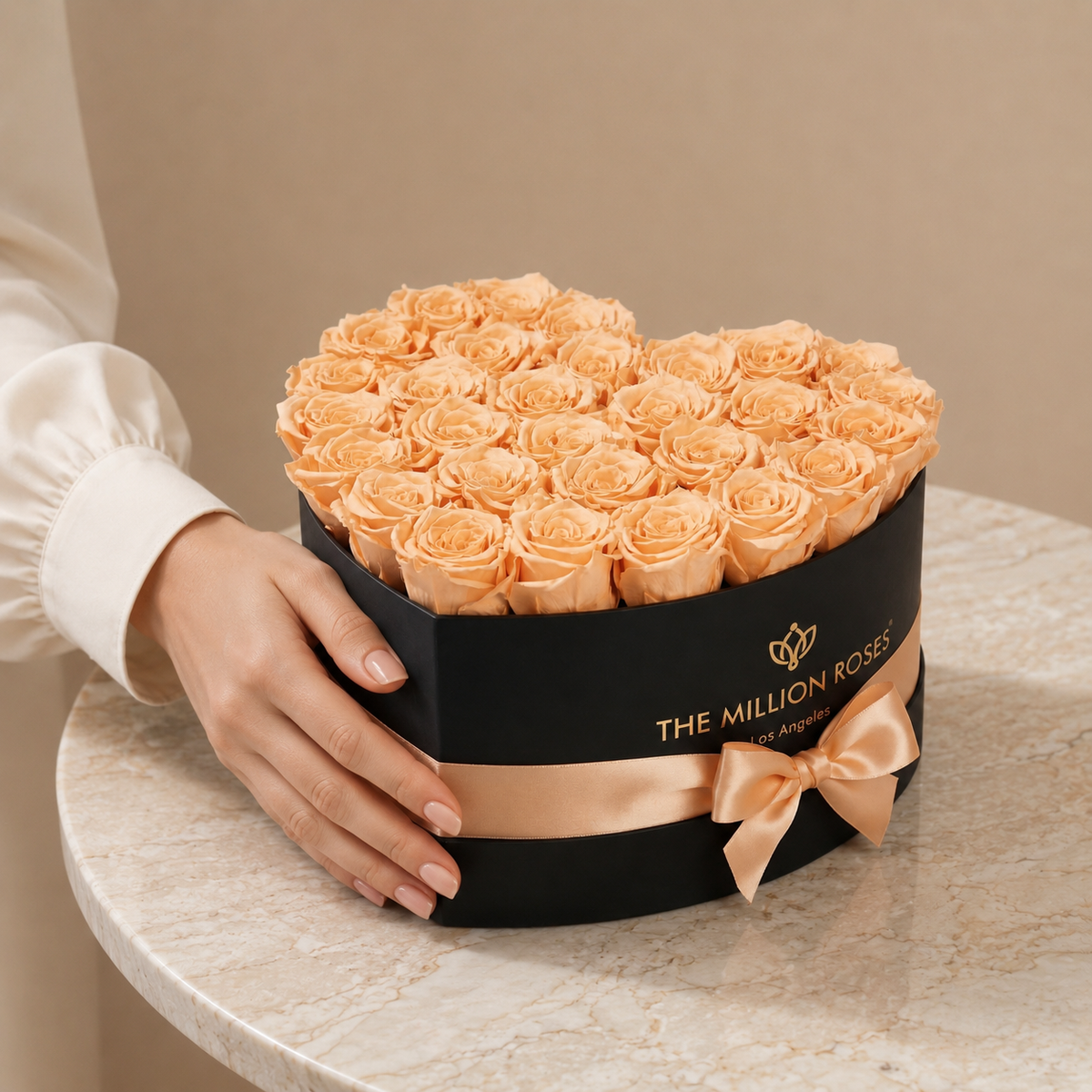 Boîte noire cœur | Roses pêches