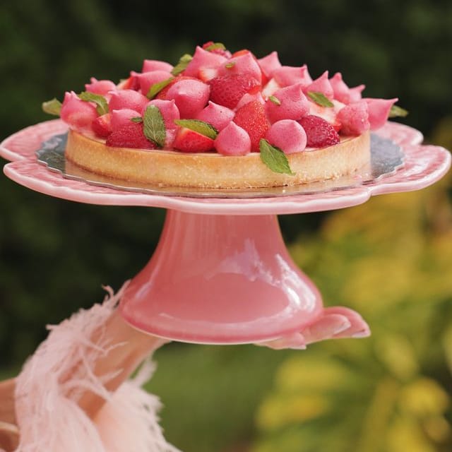 Bordallo Pinheiro Pink Cabbage Cake Stand 12" - Handcrafted