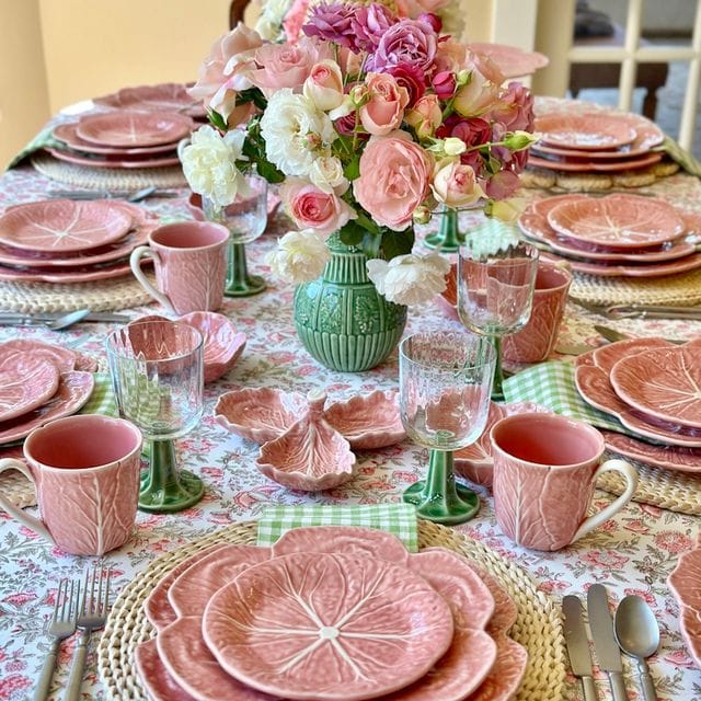 Bordallo Pinheiro Pink Cabbage Olive Dish - Handcrafted