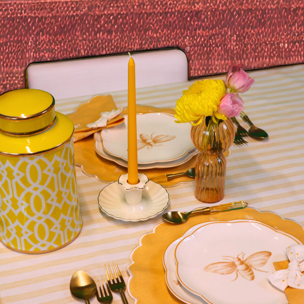 Assiettes à dîner en céramique à bords festonnés Bumble Voyage – Caisse de 12 (+3 assiettes en prime)