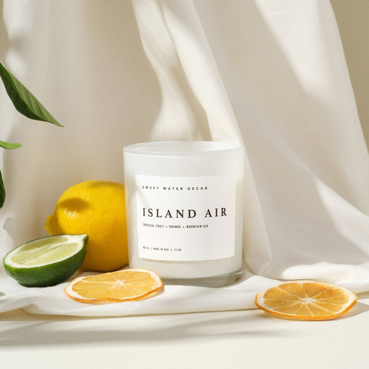Bougie parfumée Island Air - pot blanc - 325 g