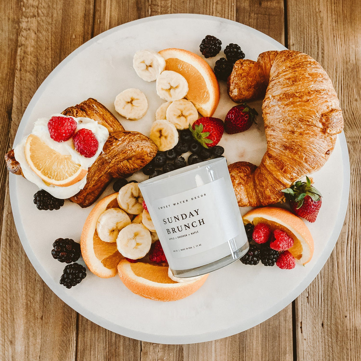 Bougie au soja Sunday Brunch - Pot blanc - 11 oz