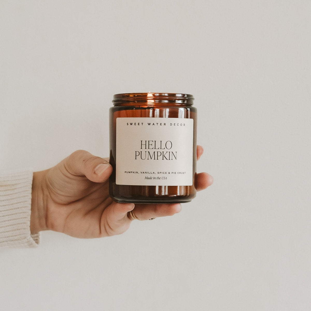 Bougie au soja Hello Pumpkin - Pot ambré - 9 oz