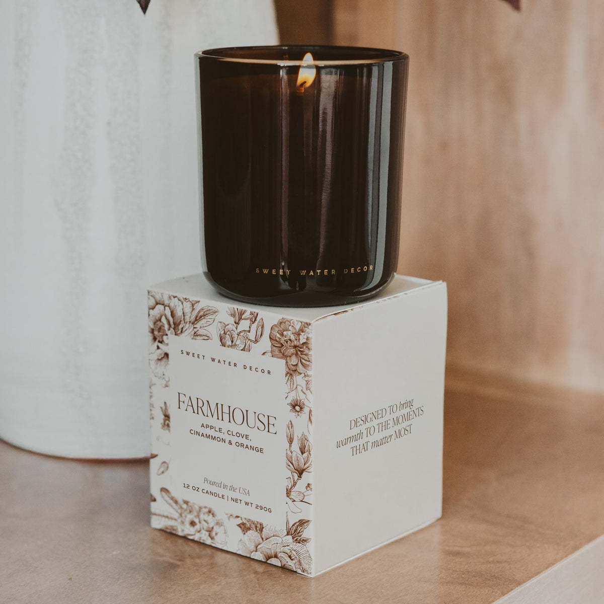 Bougie au soja style ferme - Pot en verre teinté ambré dans une boîte - 340 g