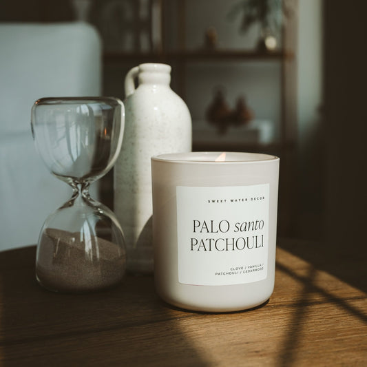 Candela di soia al Palo Santo e Patchouli - Vaso opaco color sabbia - 15 once