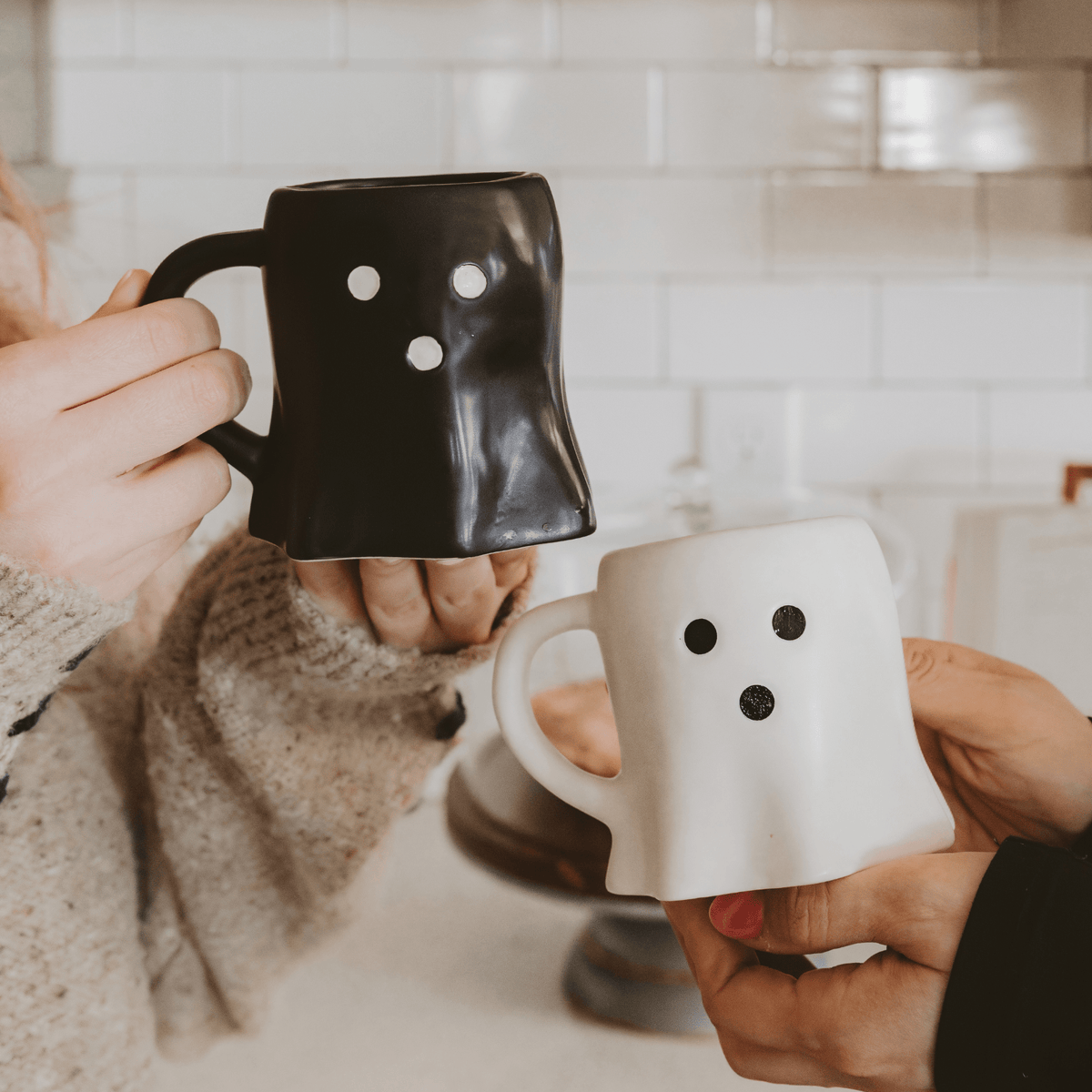 Mug à café figuratif Black Ghost 355 ml