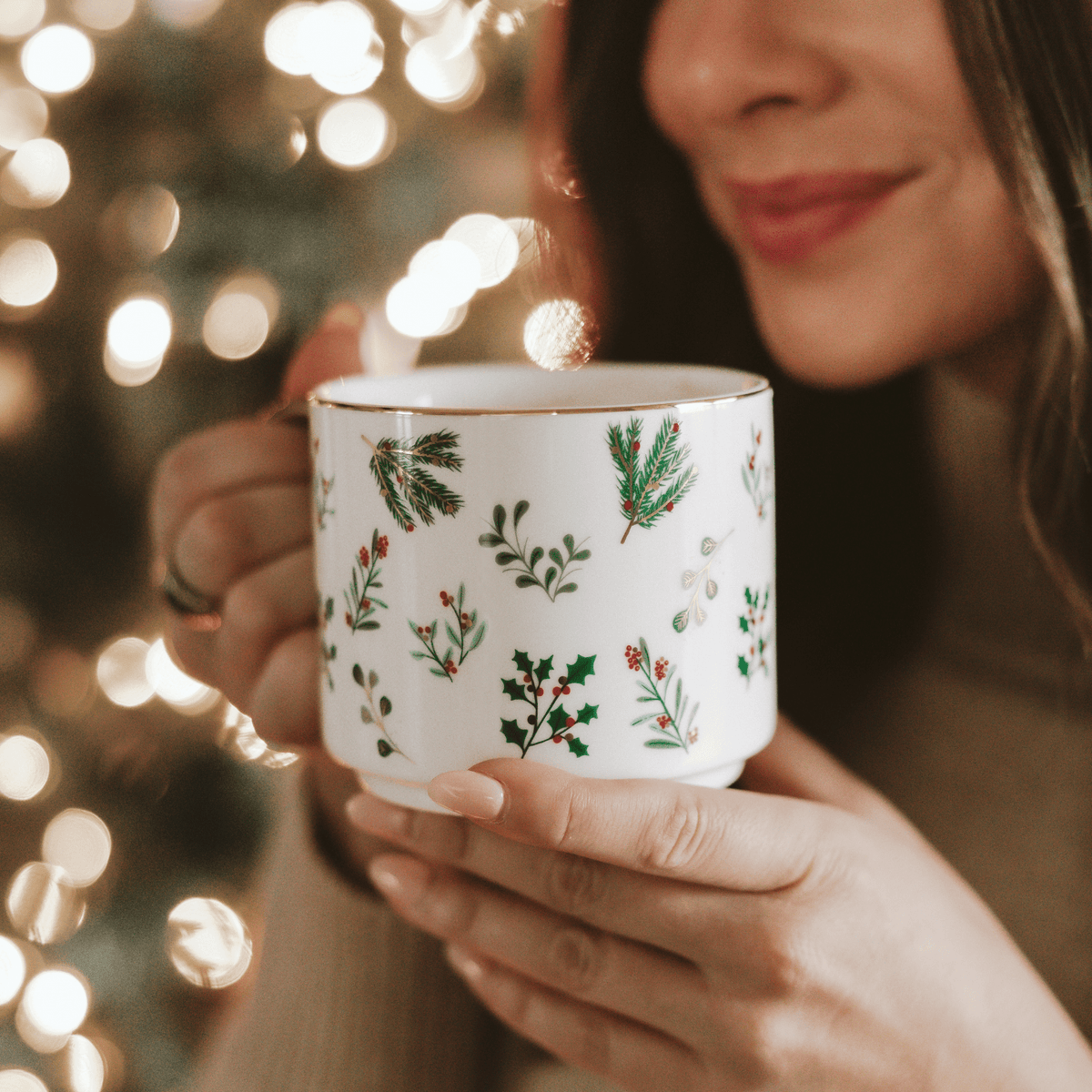 Mug à café 14 oz avec anse dorée motif feuillage de Noël