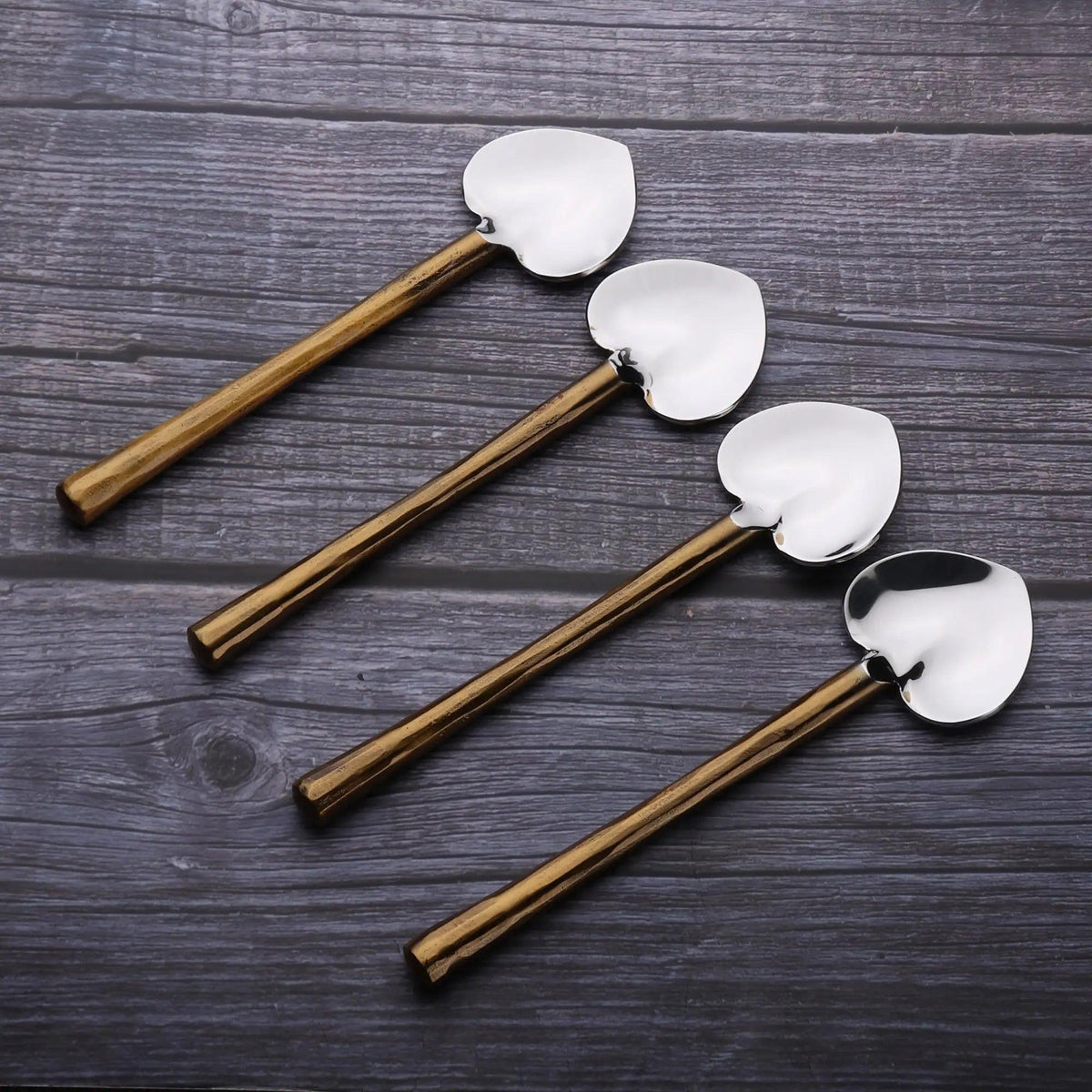 SET 4 CUCCHIAI A CUORE CAMELLIA