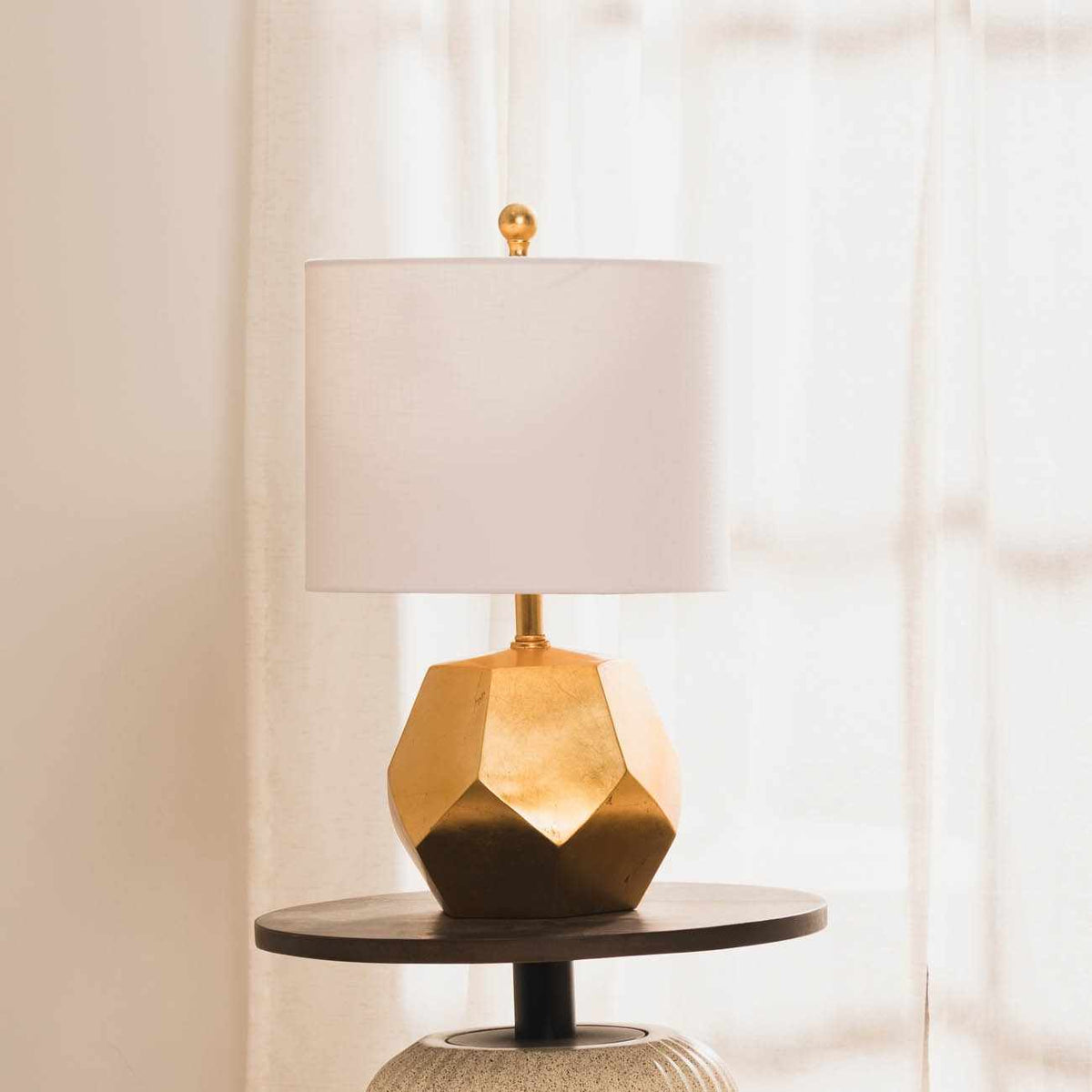 Lampe de table géométrique Coleford Gold - Destockage