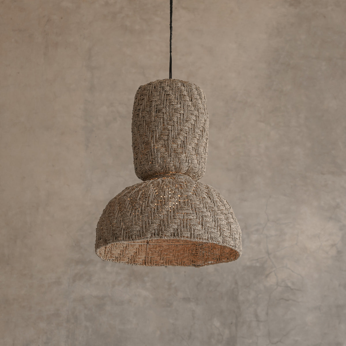 Suspension Saxon en fibres naturelles – Lampe suspendue tissée organique