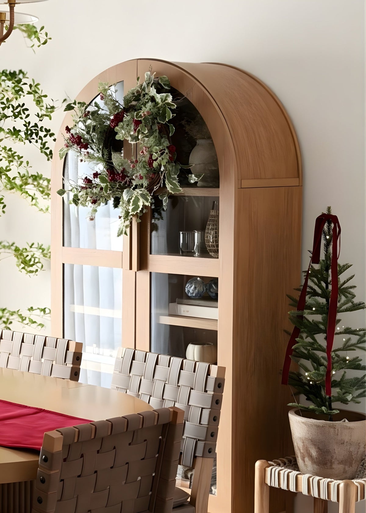 Winter Frost Holly and Red Berry Holiday Wreath 24 in