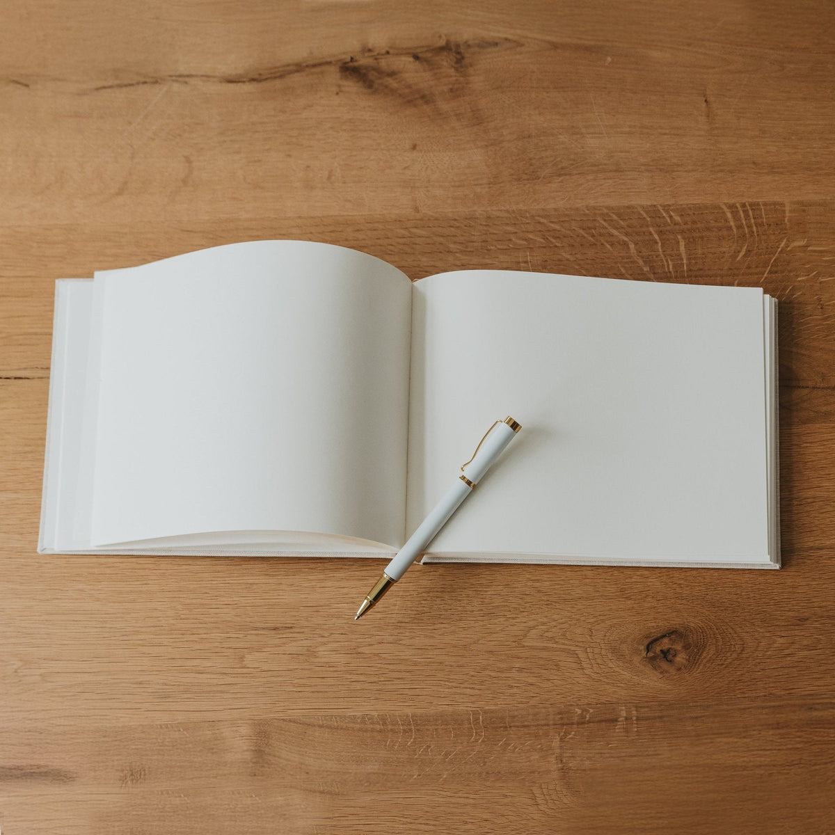 Livre d'or de mariage beige
