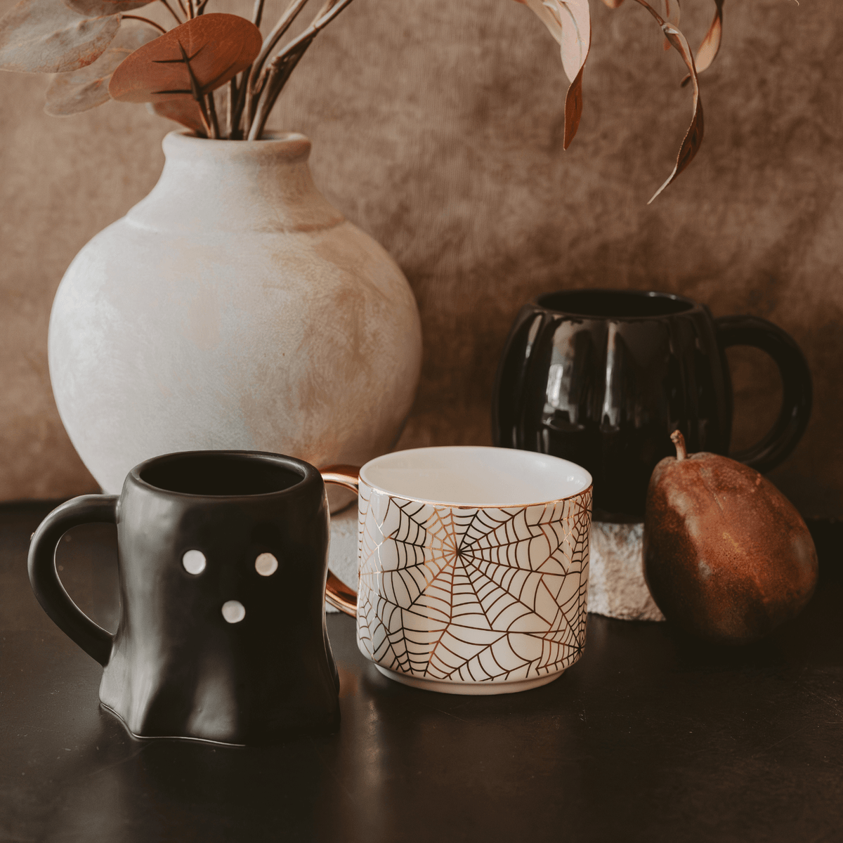 Mug à café figuratif Black Ghost 355 ml