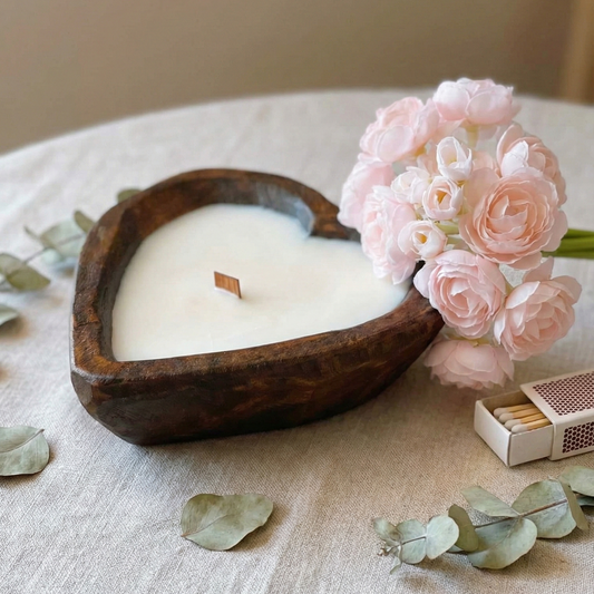 Bougie dans un bol en bois | Bougie à la cire de soja | Bougie dans un bol en forme de cœur