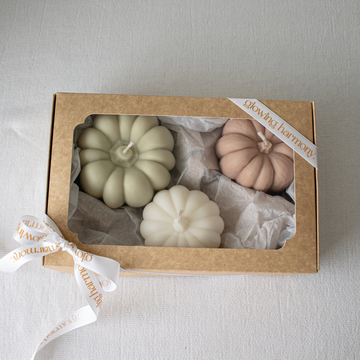 Ensemble de bougies citrouille dans une boîte cadeau, bougies citrouille d'automne