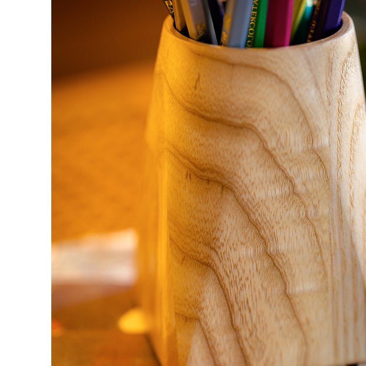 Portapenne da scrivania in legno di frassino