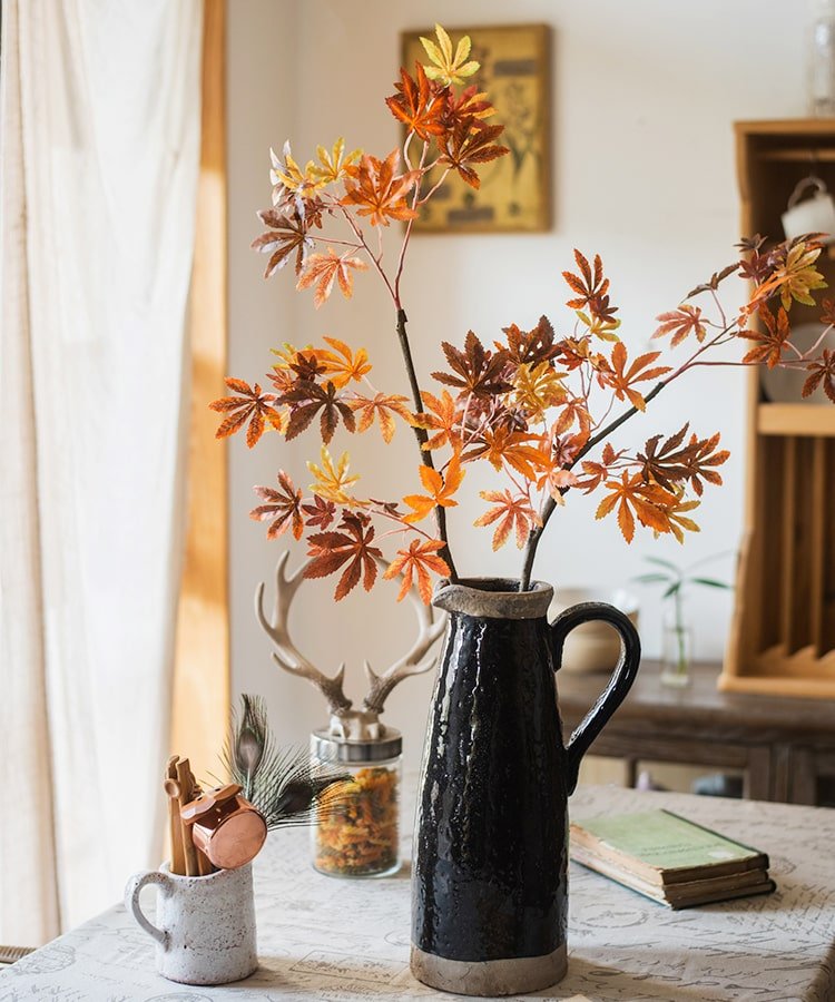 Tige de feuille d'érable artificielle aux couleurs d'automne
