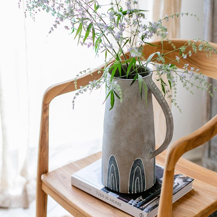 Vaso in terracotta dipinto a mano blu