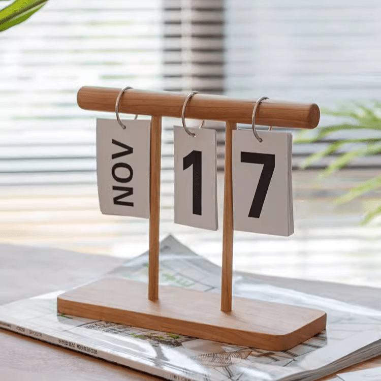 Calendario da tavolo in legno a sfogliamento