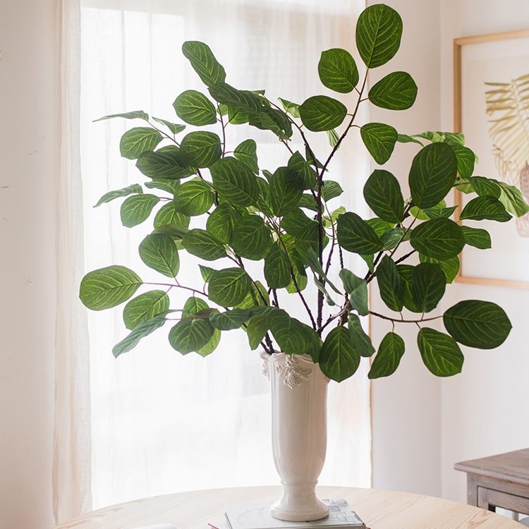 Tige de plante artificielle à grandes feuilles