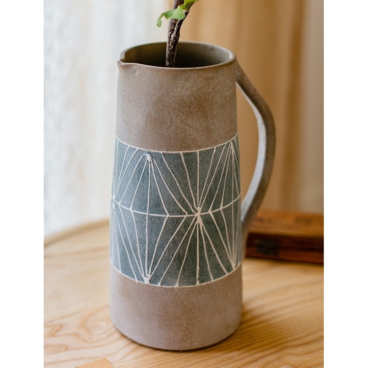 Vaso da tavolo in terracotta dipinto a mano grigio blu