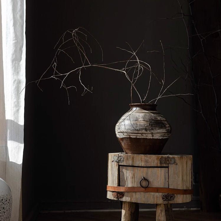 Vaso in ceramica in stile vintage Wabi-Sabi