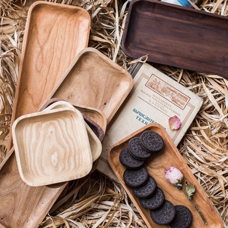 Piatto da snack in legno massello