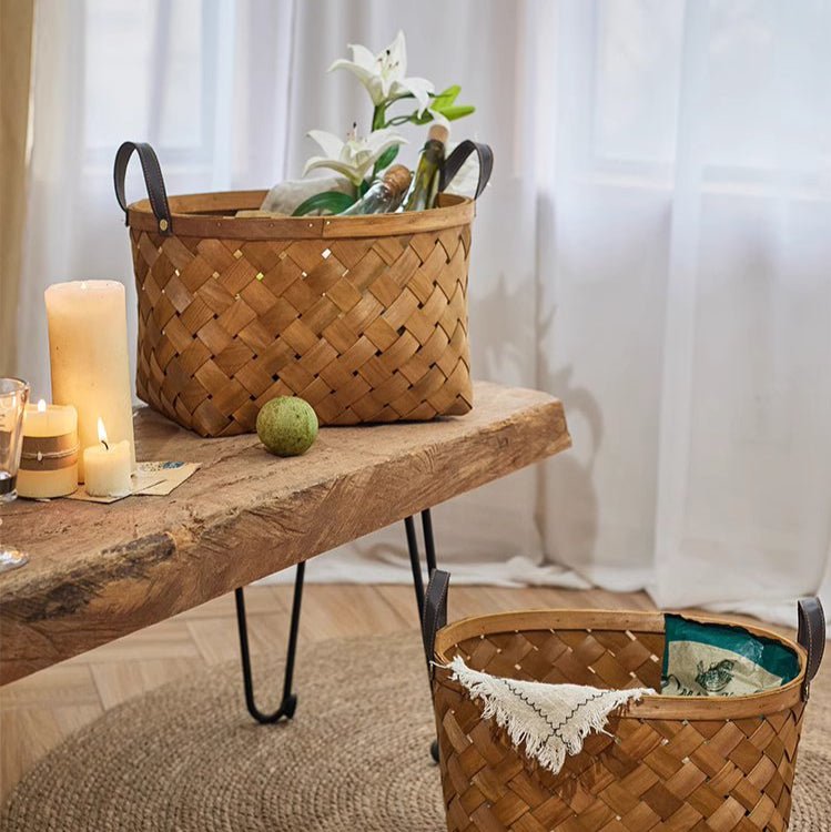 Panier rustique en copeaux de bois tressés à la main