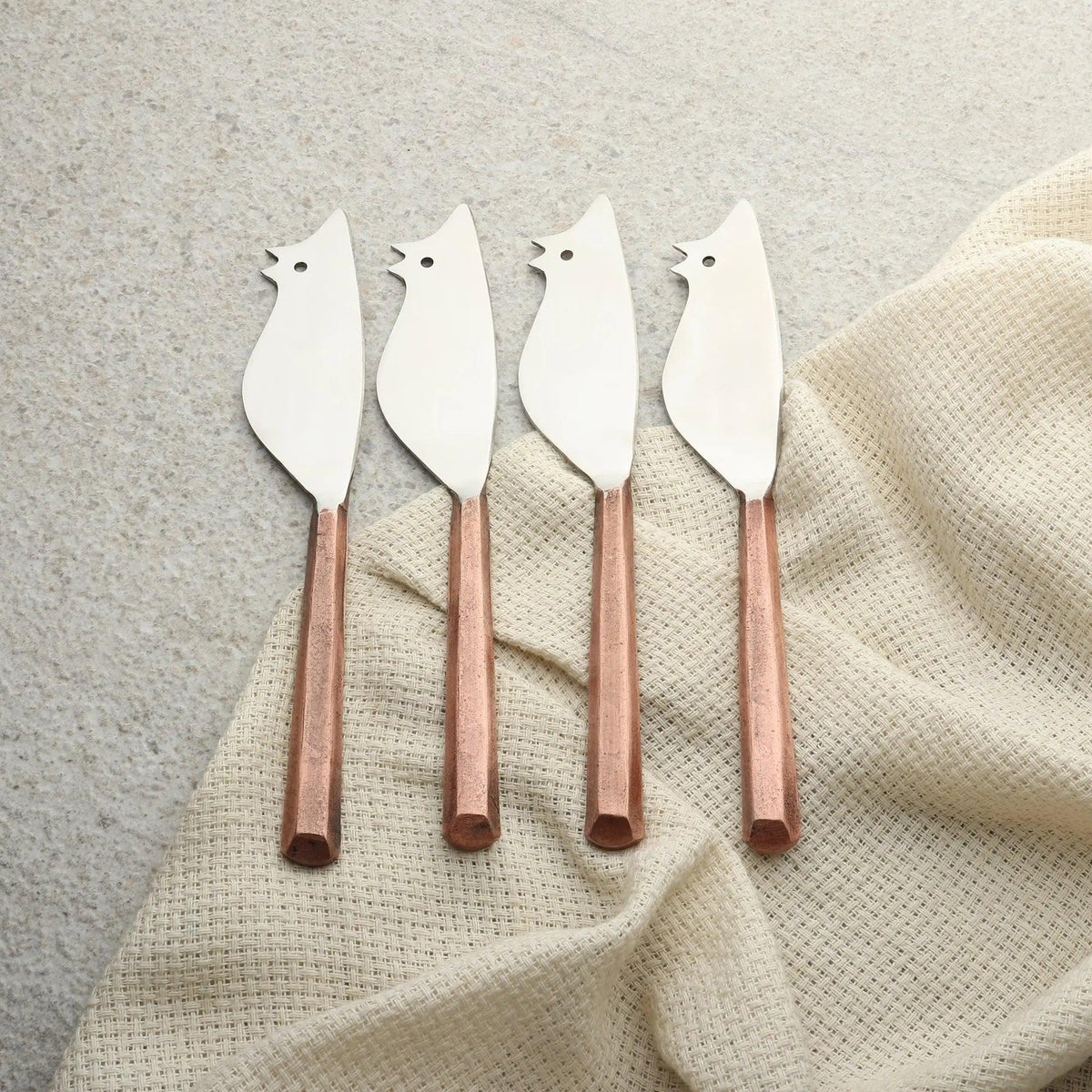 SET 4 COLTELLI/SPALMINI PER FORMAGGIO RATONCITO PLATEAU