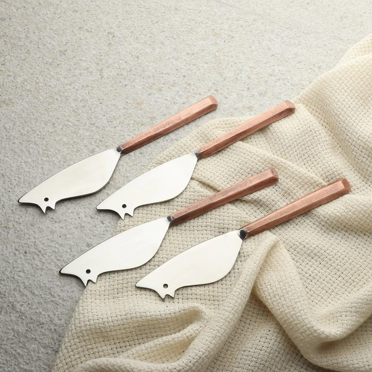 SET 4 COLTELLI/SPALMINI PER FORMAGGIO RATONCITO PLATEAU