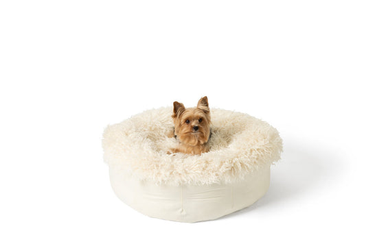 Panier pour chien PupPouf™ Luxe en fausse fourrure forme donut - Peluche mouton ivoire