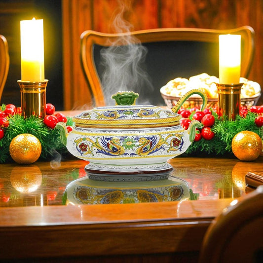 RAFFAELLESCO DELUXE: Oval Soup Tureen with Ladle