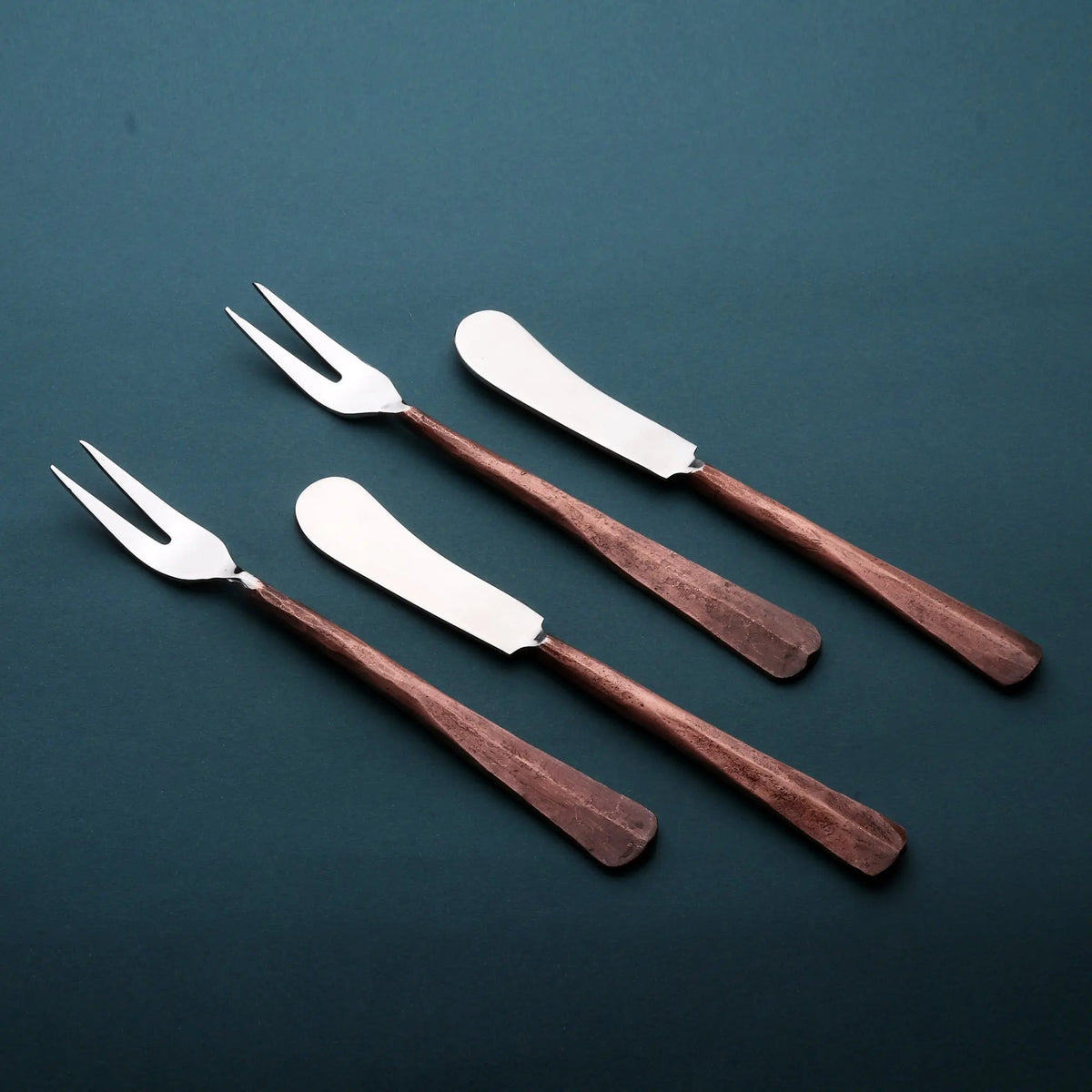 SET 4 PEZZI ACCESSORI PARTY RIDGE
