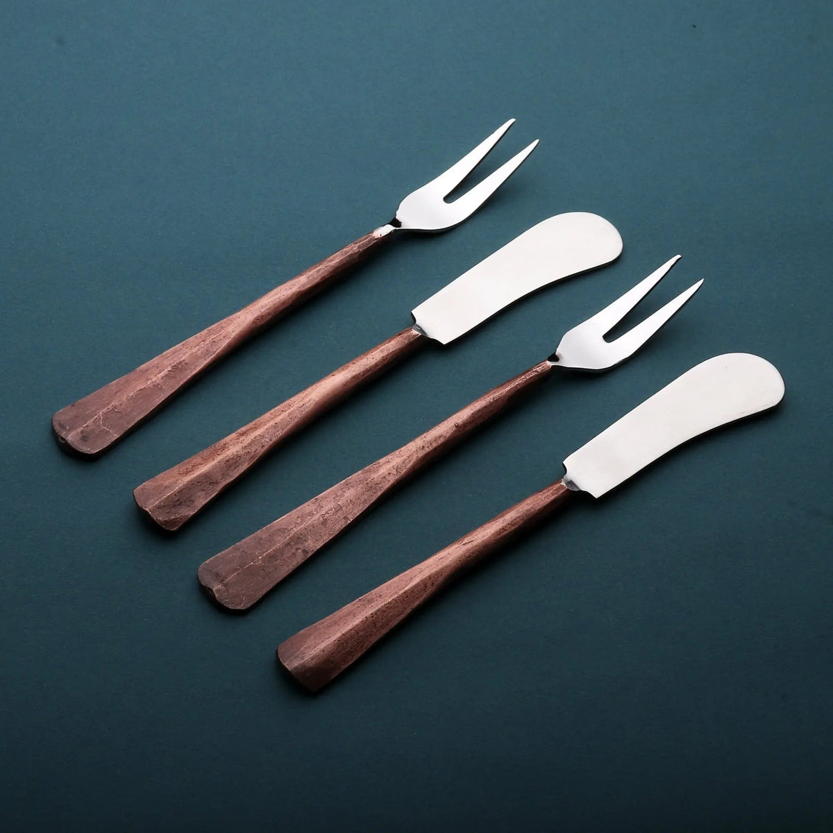 SET 4 PEZZI ACCESSORI PARTY RIDGE