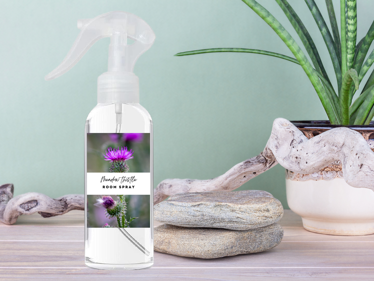Brume pour chambre et linge florale et féminine – Vaporisateur à gâchette | Douces notes botaniques