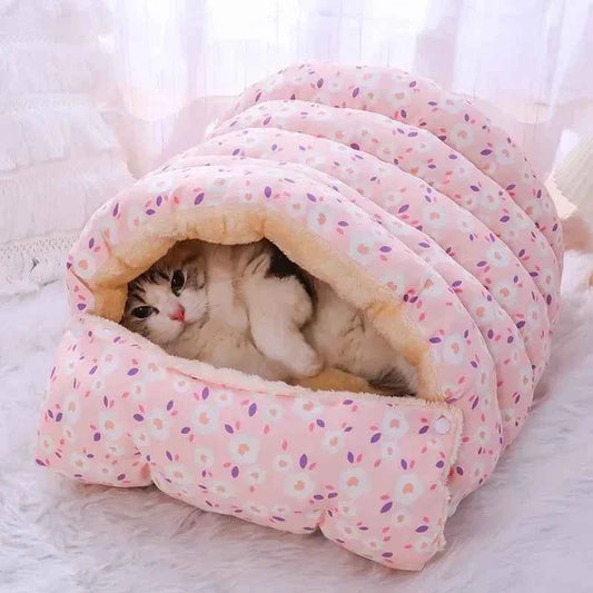 Kawaii Winter Warm Cushion Bed for Cats & Puppies – Soft Breathable Coral Fleece Pet Nest (3 Colors, S–M)