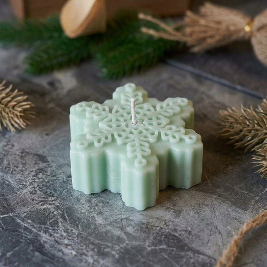 Candela di soia ai fiocchi di neve | Decorazione natalizia artigianale