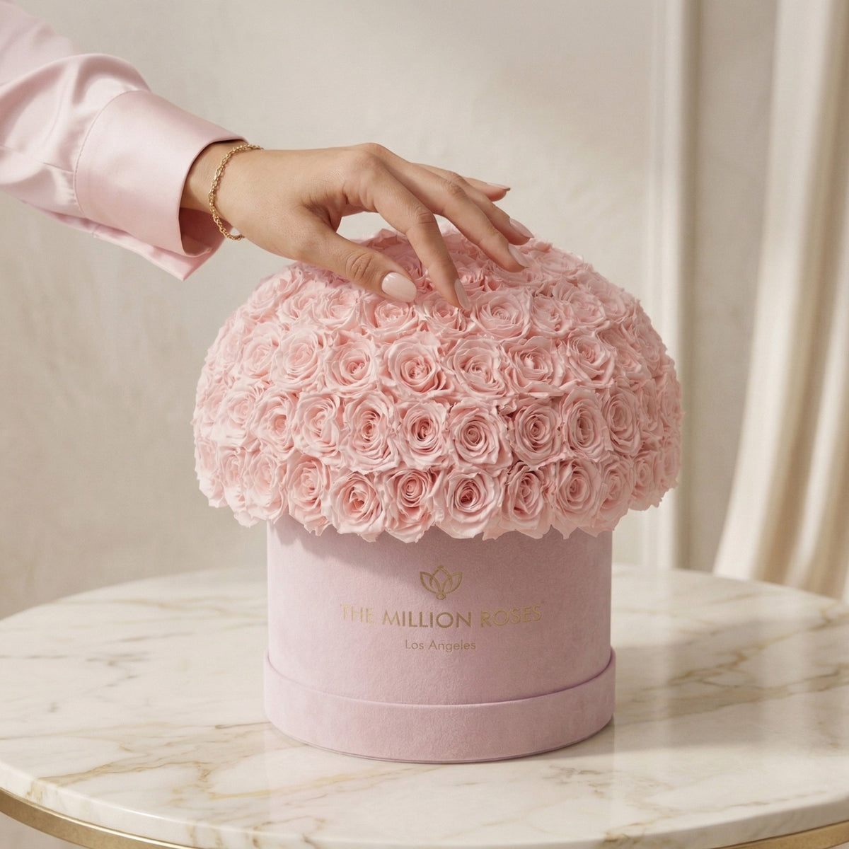 Boîte Supreme Superdome en daim rose clair | Roses rose clair