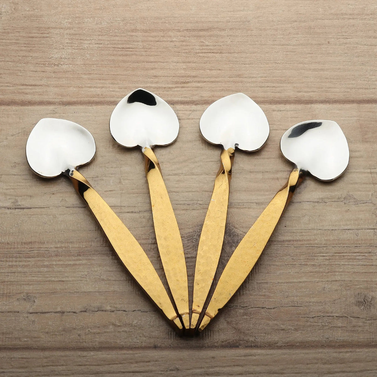 SET 4 CUCCHIAI TWISTED URBAN HEART
