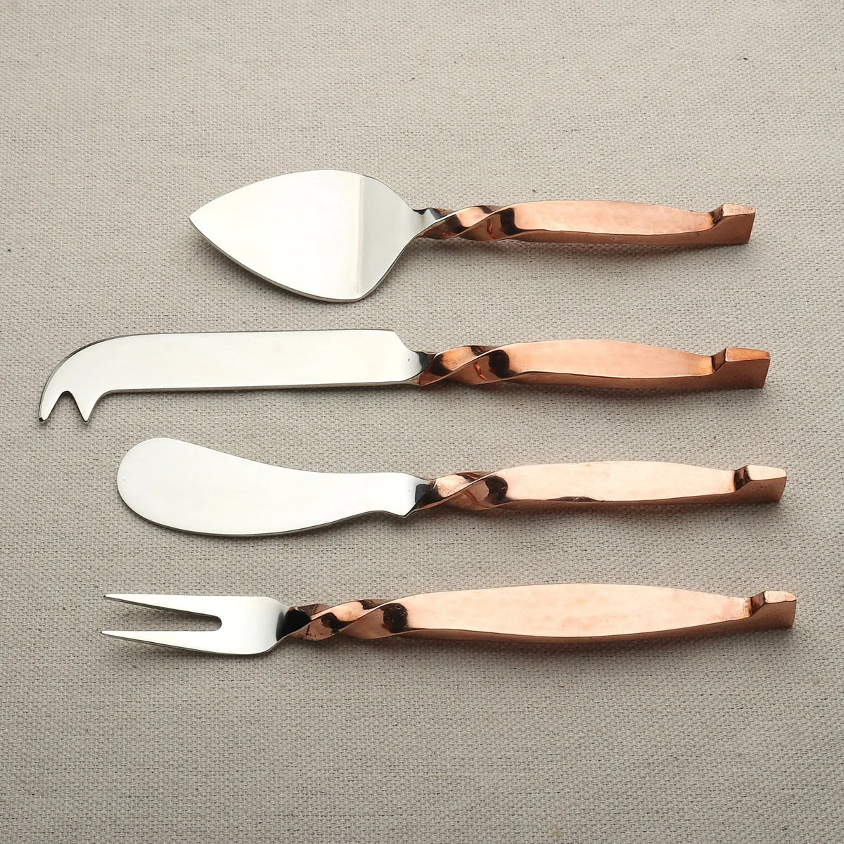 SET 4 PEZZI ACCESSORI PER FORMAGGI TWISTED URBAN
